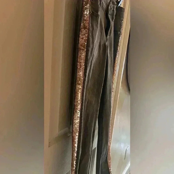 Cat & Jack Gray Jeans with Sequined Sides - Picture 2 of 6